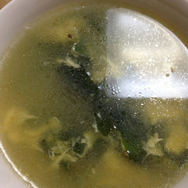 シンプル簡単☆たまごわかめスープ!